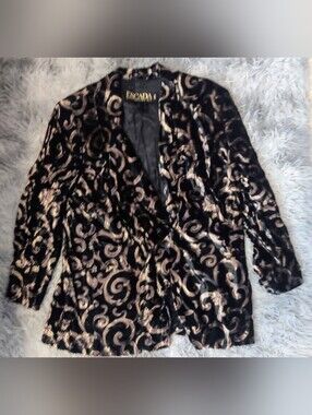 Authentic Luxury Escada Women's Blazer Size 44
